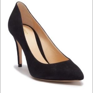 Armani Collezioni Suede Pump NWOT Size Euro 40